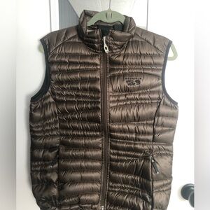 Mountain Hardwear Puffer Vest Size M